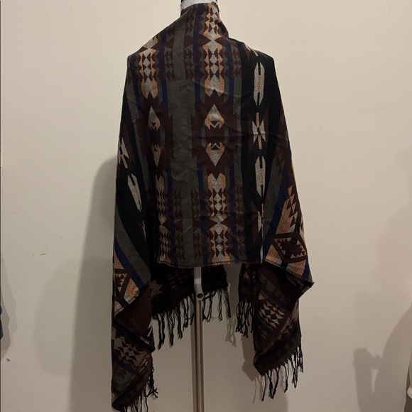 Southwestern Geometric Patterned Scarf / Shawl 76” x 28” - Picture 4 of 4